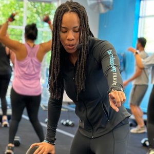 Trainer Akaela Nesbitt profile picture