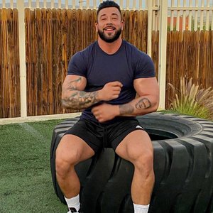 Trainer Dennis Vasquez profile picture