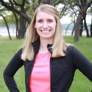 Trainer Lauren Aikins profile picture