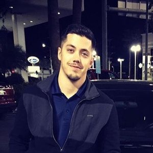 Trainer Josh Rowe profile picture