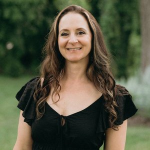 Trainer Stefanie Lyons profile picture