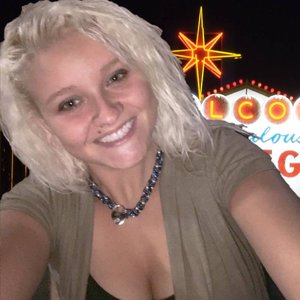 Trainer April Spears profile picture