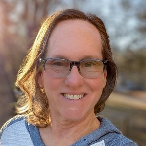 Trainer Stephanie Kinder profile picture